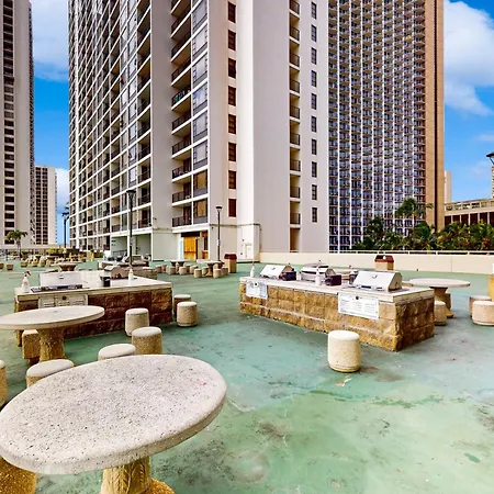 Waikiki Banyan 613 Apartment Honolulu Exterior photo