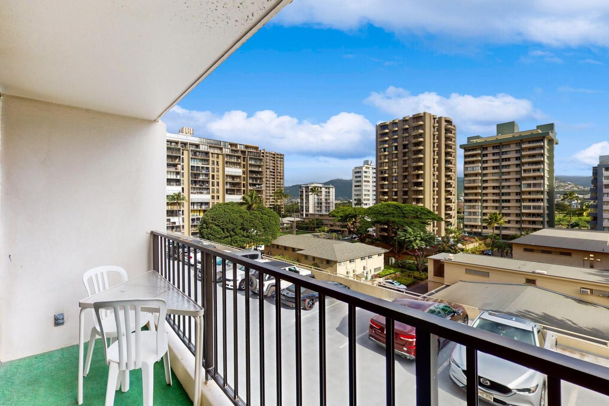 Apartment Waikiki Banyan 613 *